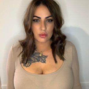 Meet your Posher, Paige